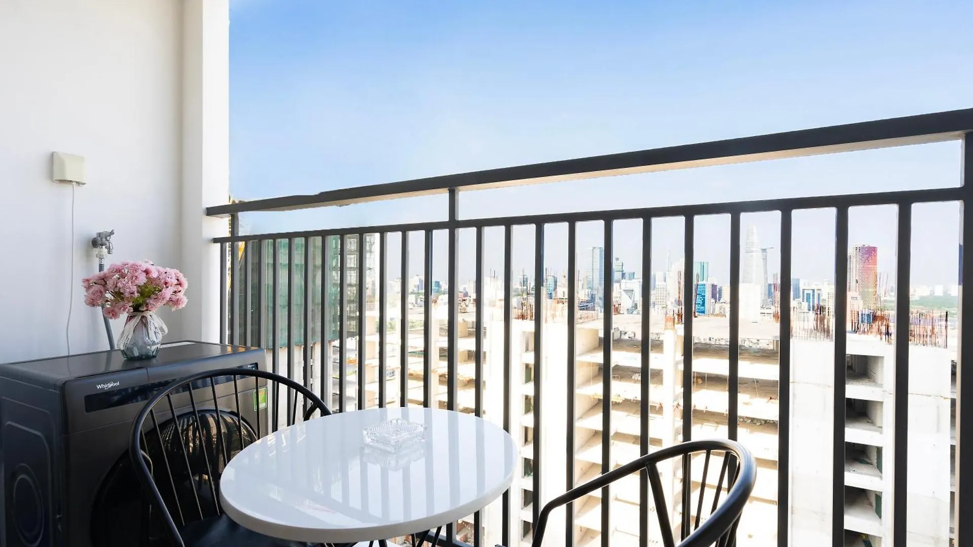 Fireworks View Apartment At The City Center Ho Chi Minh City